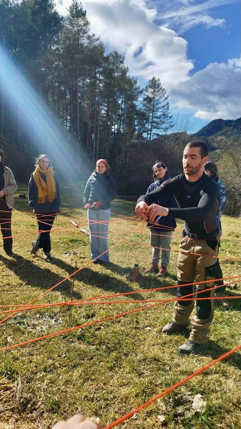 Comunitat treballant a l'hort